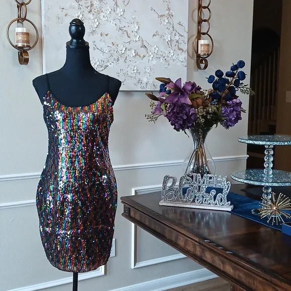 Super Sexy Multicolor Sequined Bodycon Mini Dress. Size L - Picture 11 of 17